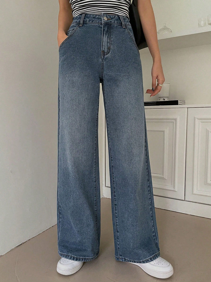 Drune | Figurfreundliche High-Waist Weite Jeans