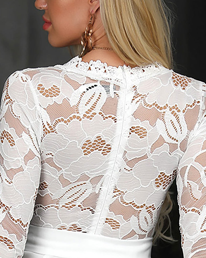 Damen Eleganter Jumpsuit mit Spitzenoberteil und taillierten Details Drune
