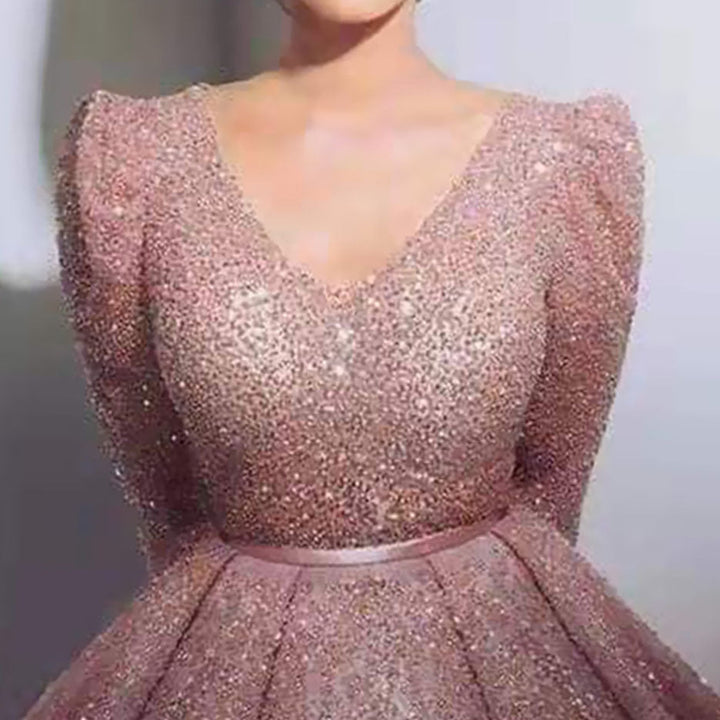 Damen Glamouröses Abendkleid mit funkelnden Applikationen und schwingendem Rock Drune