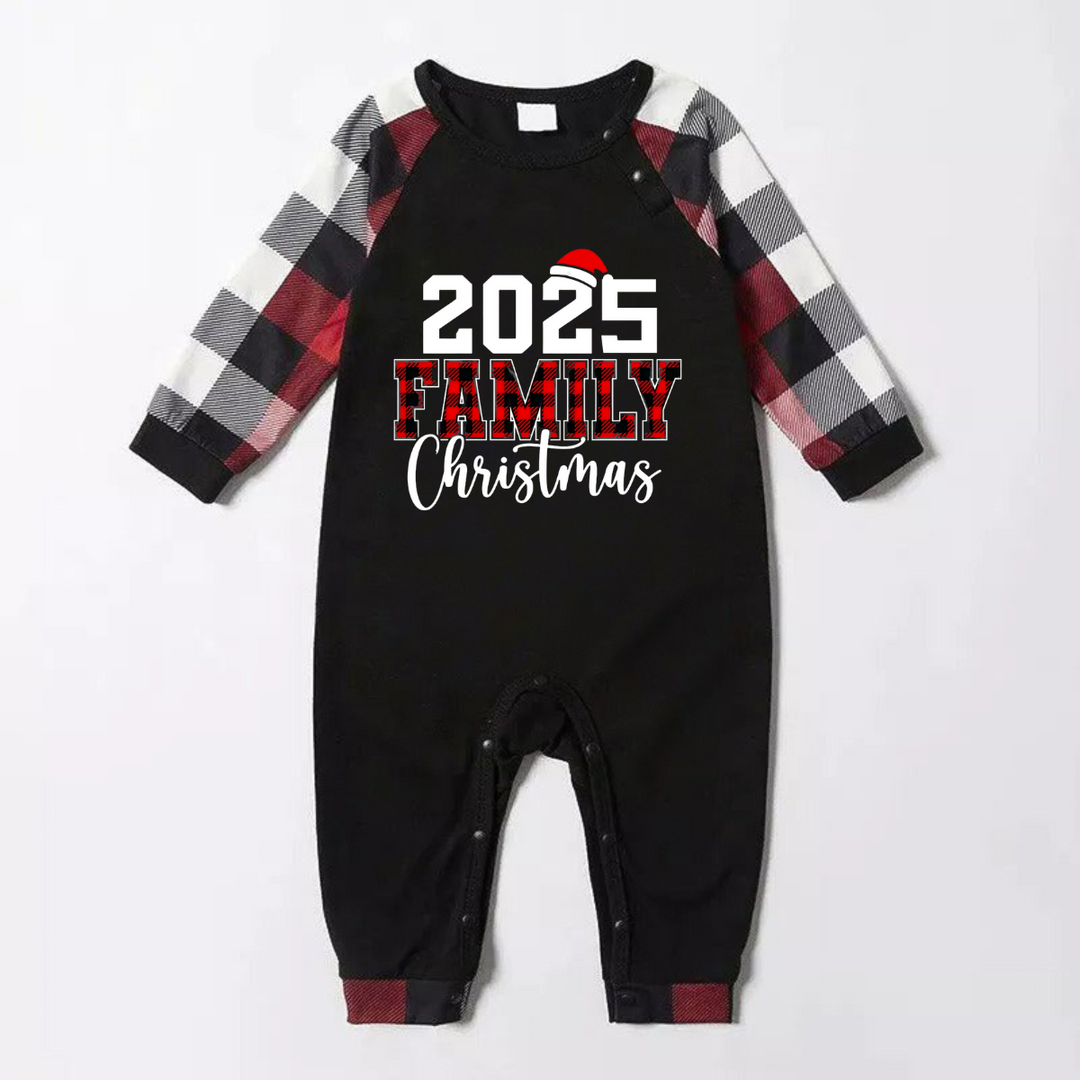 Drune | "2025 FNMILY Weihnachten" Weiß- und Rotdruckmuster - Schwarzes Oberteil mit Rot-Schwarz-Weißen Karoärmeln - Familienpassende Schlafanzüge