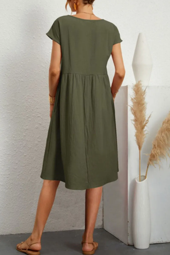 Drune | Schickes Kurzärmliges Kleid mit Rundhalsausschnitt aus Einfarbigem Patchwork