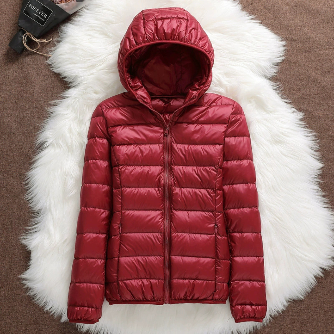 Drune | Klassische Rote Jacke mit Kapuze