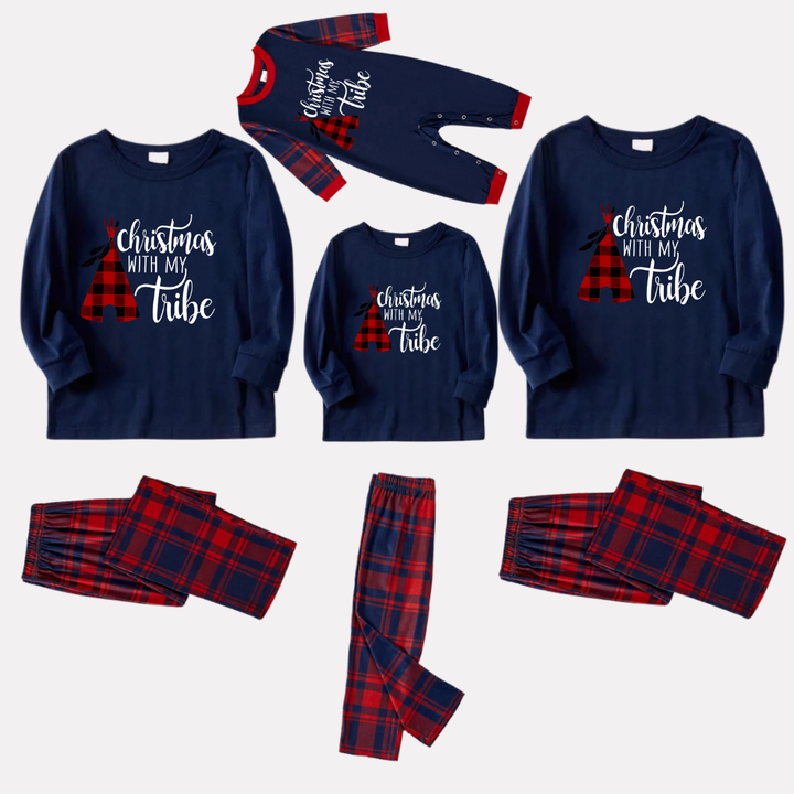 Drune | Weihnachtsröhre und Buchstabendruck Blau Langarmoberteil mit Rot & Blau Karo Familienset Pyjamas