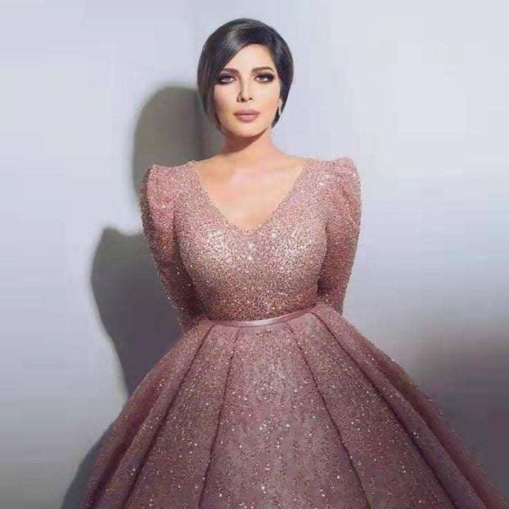 Damen Glamouröses Abendkleid mit funkelnden Applikationen und schwingendem Rock Drune