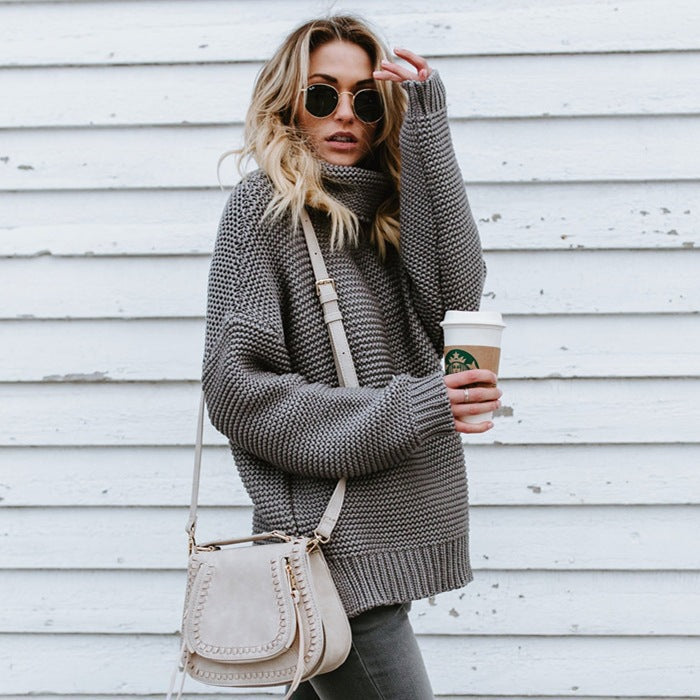 Damen Grobstrick Pullover mit hohem Kragen und oversized Passform Drune