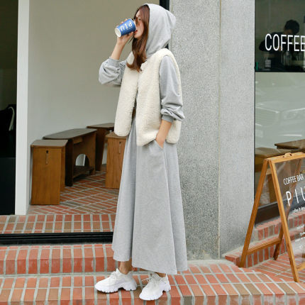 Damen Maxi‑Sweatkleid mit Kapuze, Oversize‑Silhouette und seitlichen Eingrifftaschen Drune