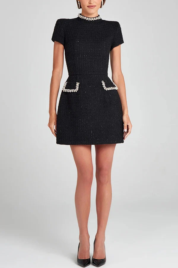 Drune | Exquisite und Verspielt Tweed Stoff Perlenbesatz Kurzarm Eingrifftaschen Mini Kleid
