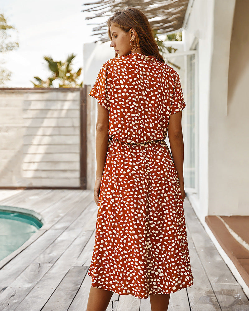 Drune | Lässiger Polka Dot V-Ausschnitt Kurzarm Midi Kleid