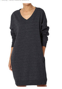 Damen Sweatkleid mit tiefem V-Ausschnitt und praktischen Taschen Drune