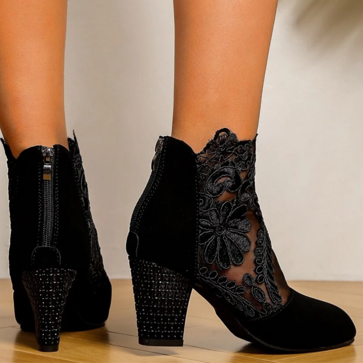 Drune | Bestickte High-Heel-Stiefel - Trendy Footwear