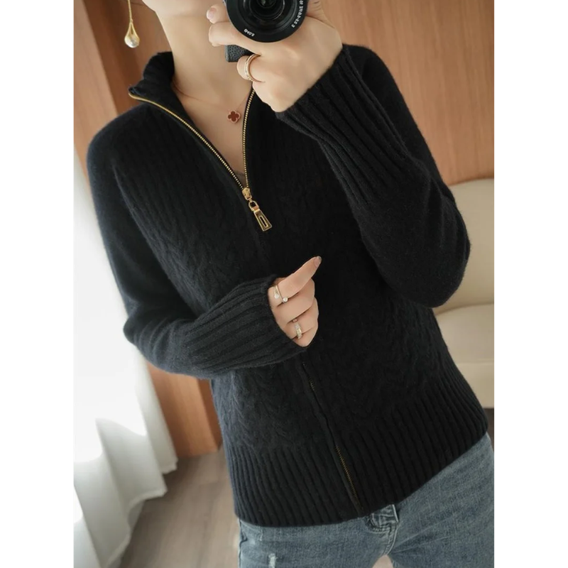 Drune | Gestrickte Jacke Damen Mit Reißverschluss Und Kabelstrickdetails