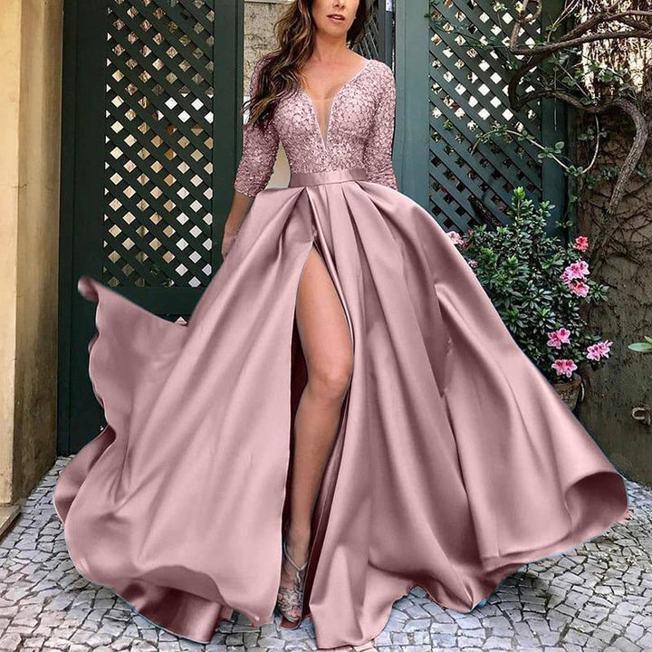 Drune - Goldenes Abendkleid in Swing Schnitt, Mit Schimmernder Folienstruktur