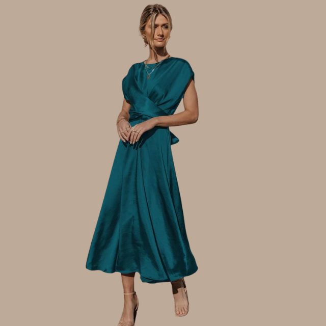 Drune | Wickel-Midikleid mit Kappenärmeln