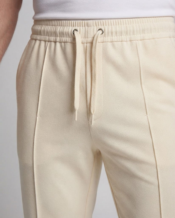 Herren Weiche Relaxed-Fit Chino-Hose mit Bundkordel und Bügelfalte Drune