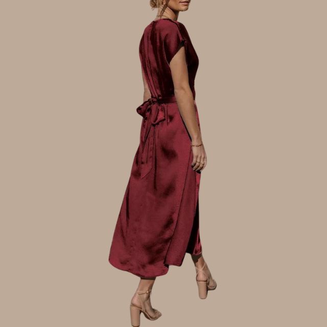 Drune | Wickel-Midikleid mit Kappenärmeln