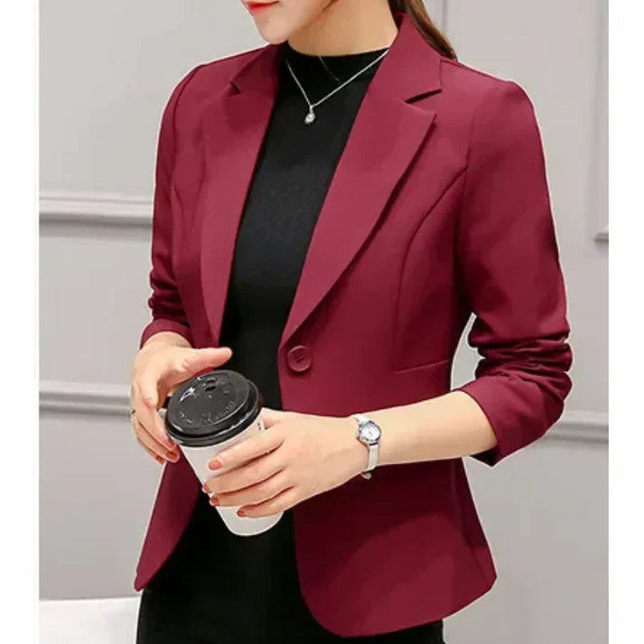 Drune | Taillierter Blazer mit Strukturierter Silhouette und Einem Knopf