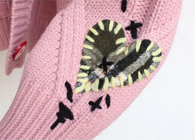 Drune | Strick V-Ausschnitt Damenjacke mit Stickerei