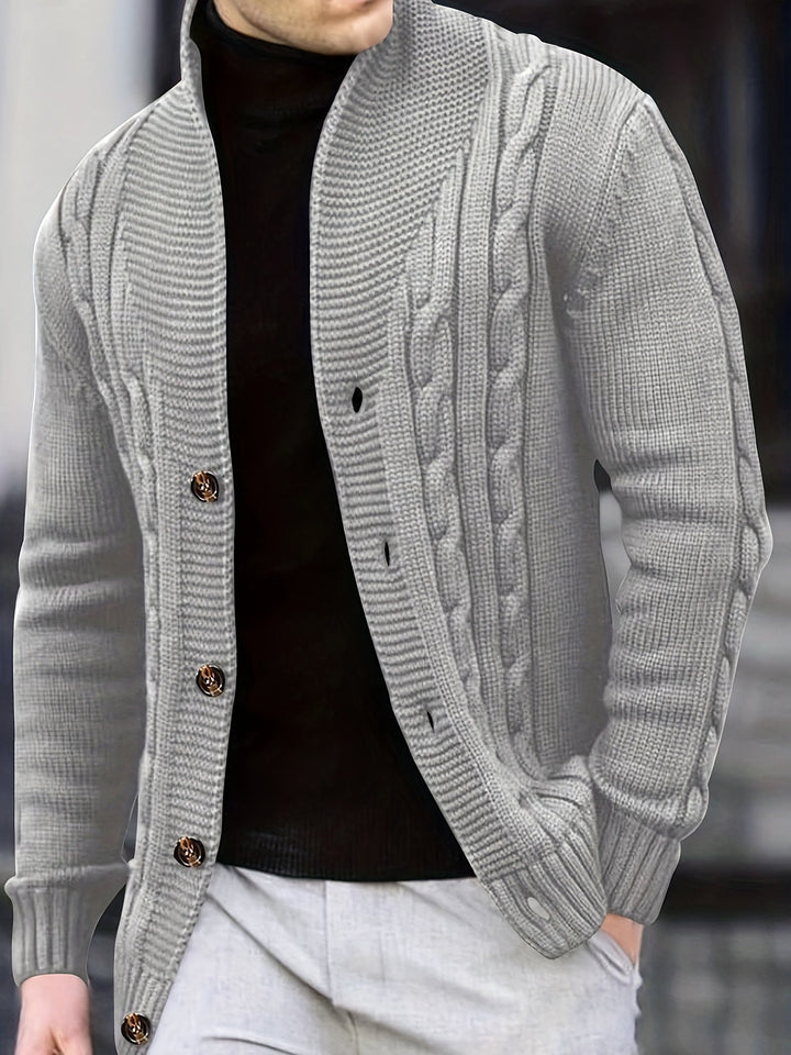 Drune | Zopfstrickjacke mit Knöpfen