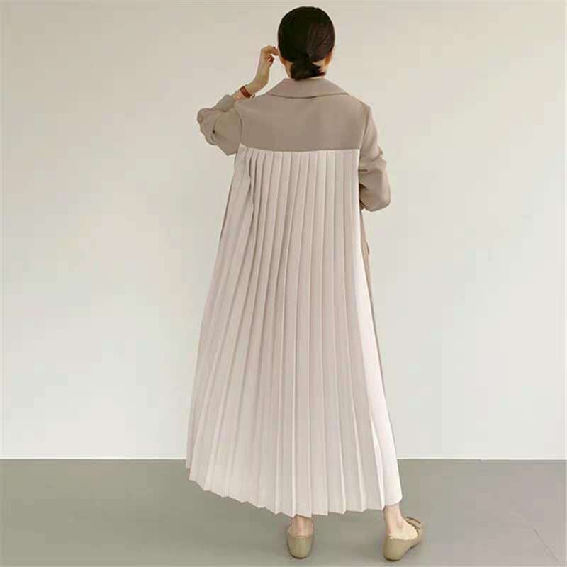 Damen Langer Dustercoat mit plissiertem Rückenpanel und kastiger Silhouette Drune