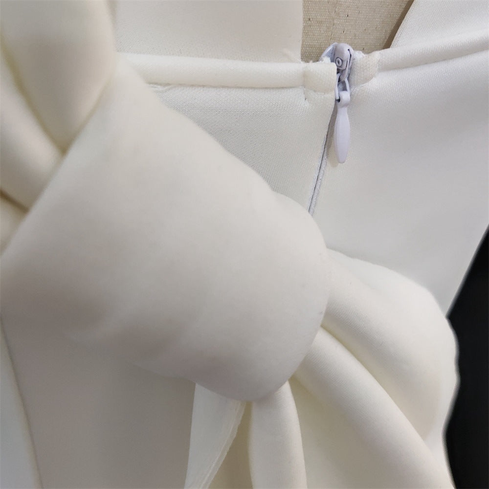 Damen Elegantes Midi-Kleid mit asymmetrischem Halsausschnitt und innovativem Rüschendetail Drune