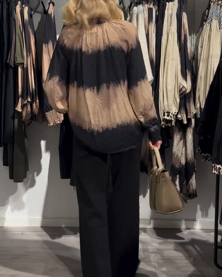 Drune | Bluse mit Farbblockdesign und V-Ausschnitt und Knopfleiste