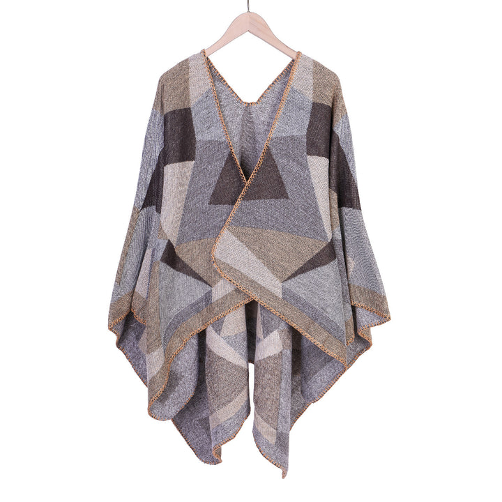 Damen Grobgestrickte Oversize-Ruana mit grafischem Blockmuster und asymmetrischem Zipfelrand Drune