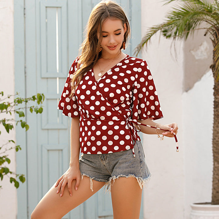 Damen Wickelbluse mit modernen Polka-Dots und stylishen Schlaufen Drune