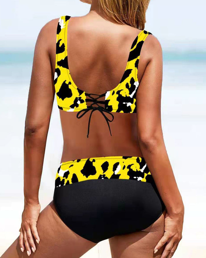 Drune | Bikini Mit Buntem Badeanzug
