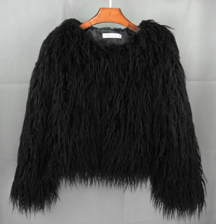 Drune | Fluffy Kurze Jacke