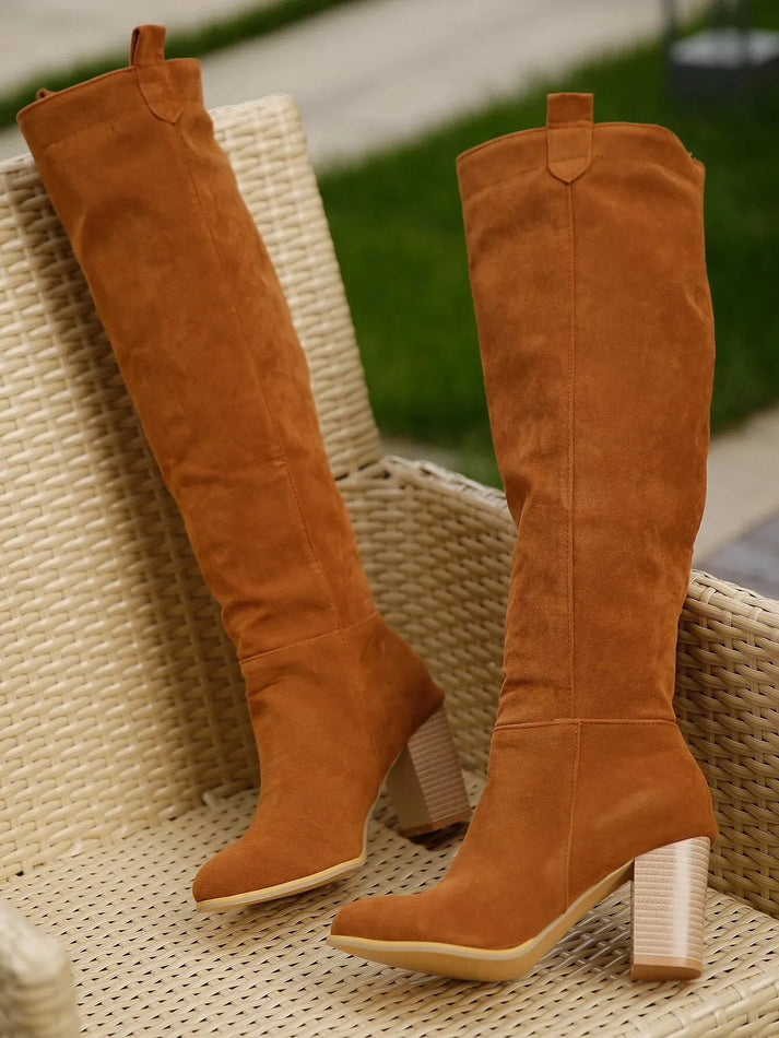 Drune | kniehohe Damenstiefel: modische Winterstiefel kaufen