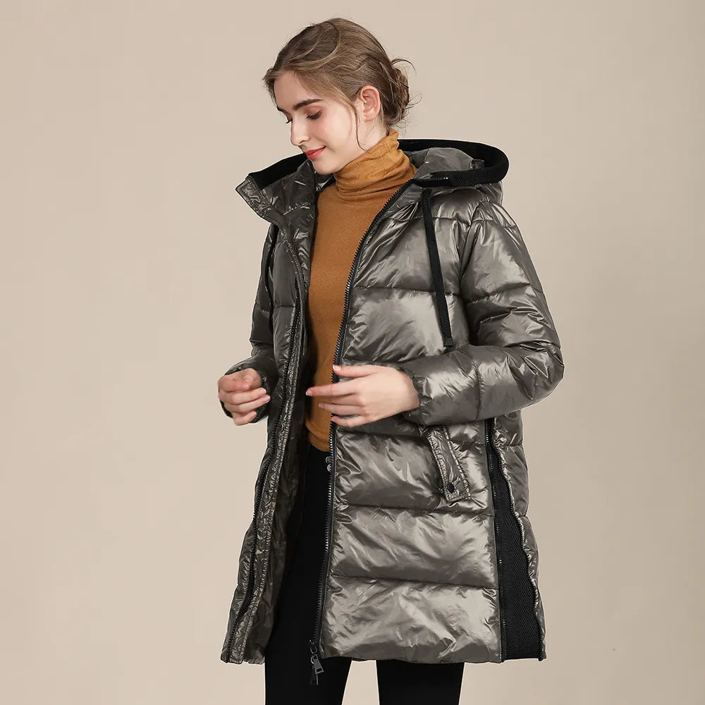 Drune | glänzende, gestepptes Nylon-Winterdoudoune mit Kapuze für Damen