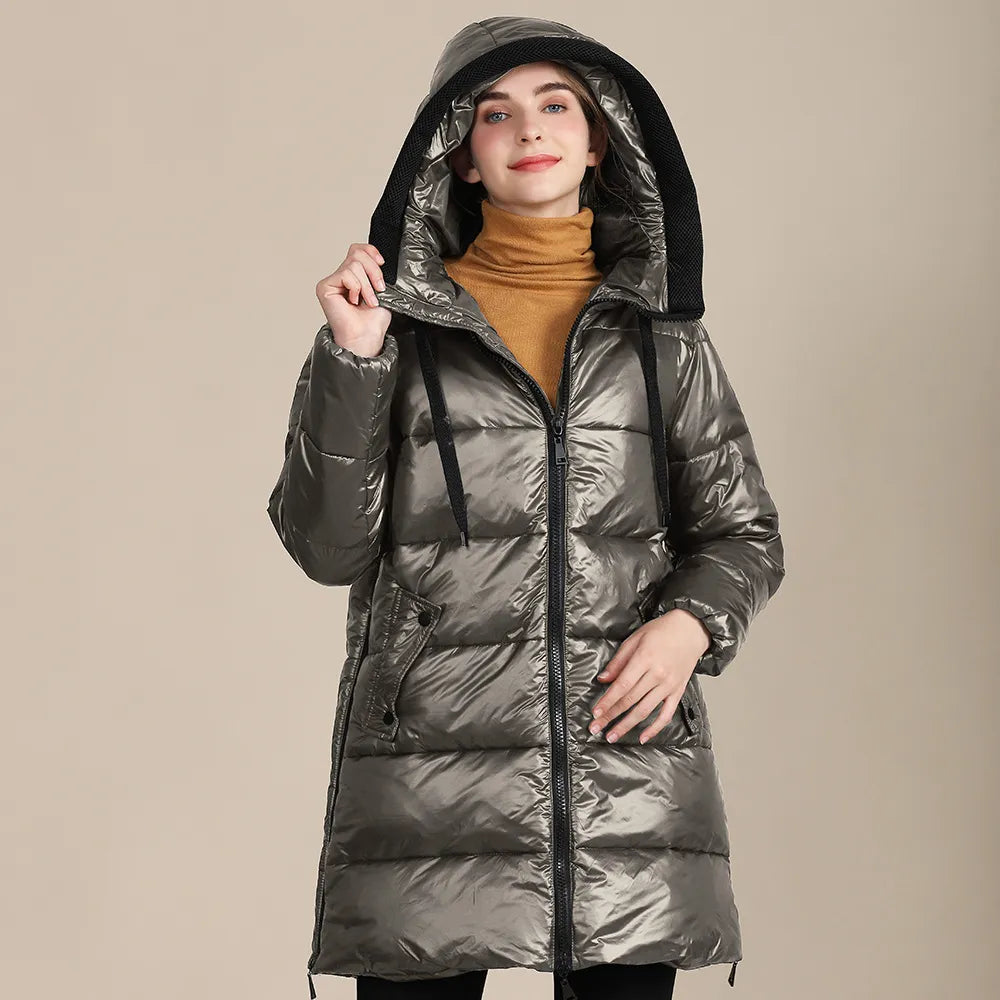 Drune | Wattierte Winterjacke mit Kapuze aus glänzendem Nylon für Damen