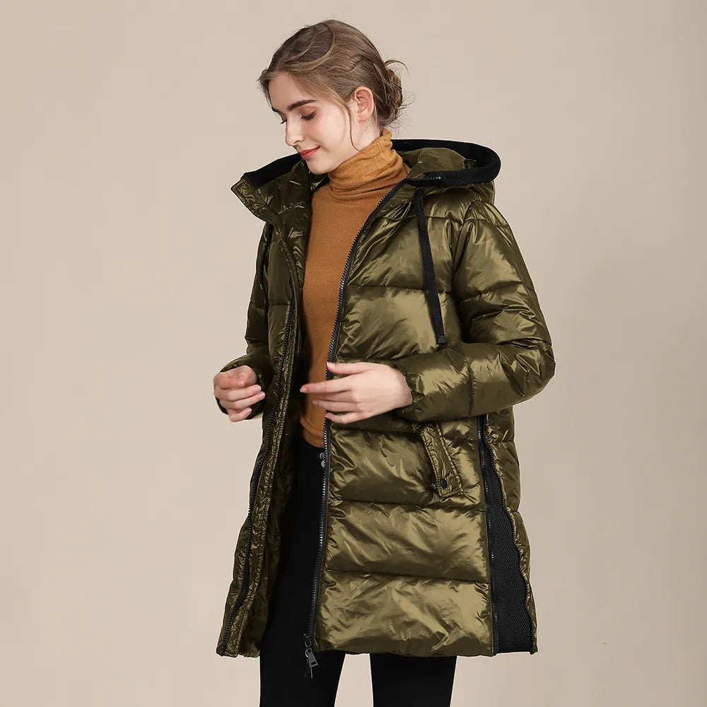 Drune | glänzende, gestepptes Nylon-Winterdoudoune mit Kapuze für Damen