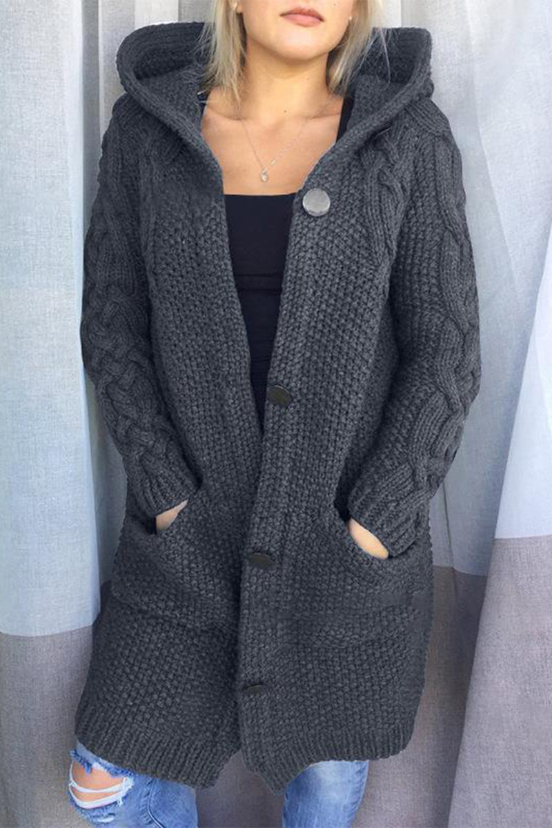 Drune | Modische und Minimalistische Strickjacke