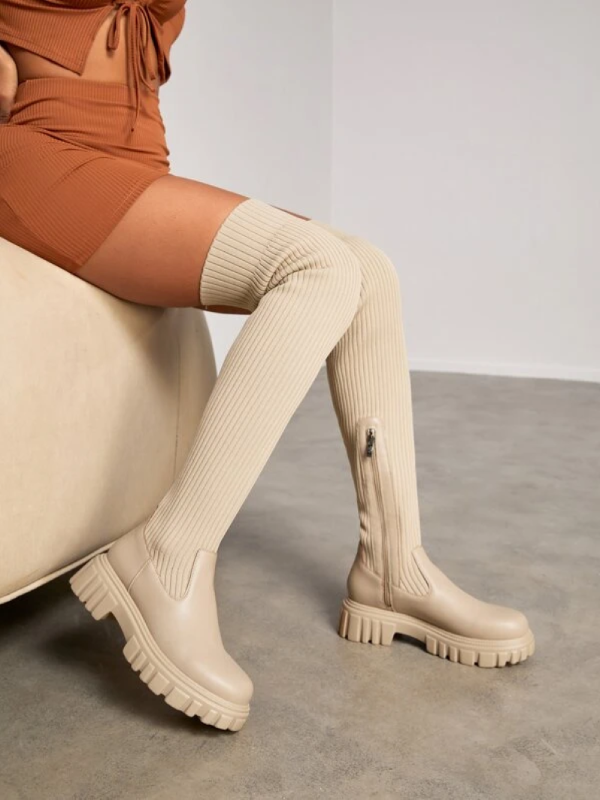 Drune | Luxuriöse Overknee-Stiefel