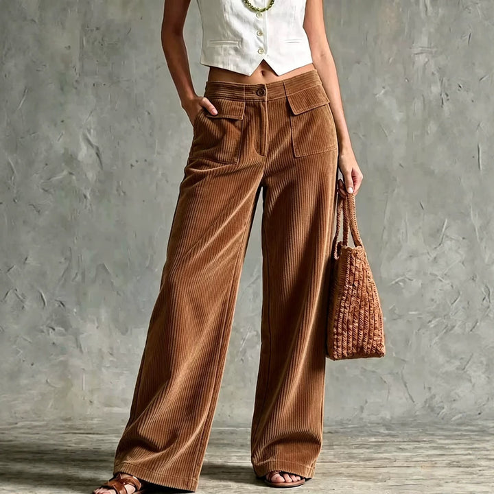 Kord-Weithose mit hohem Bund und Taschen