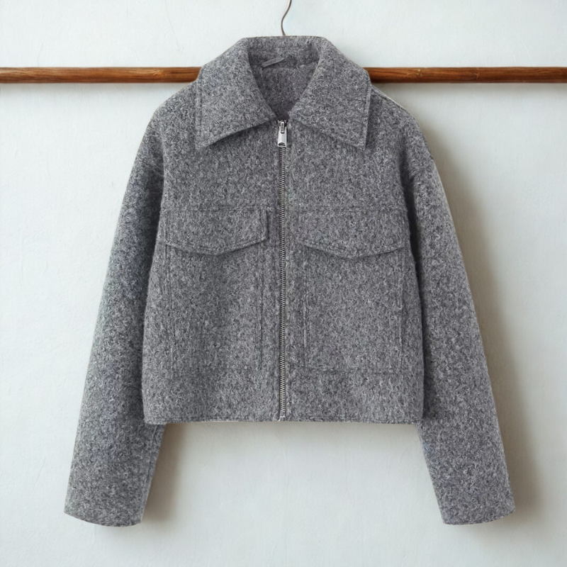 Drune | Fit Damen Kurzjacke mit Spitzem Kragen und Frontreißverschluss