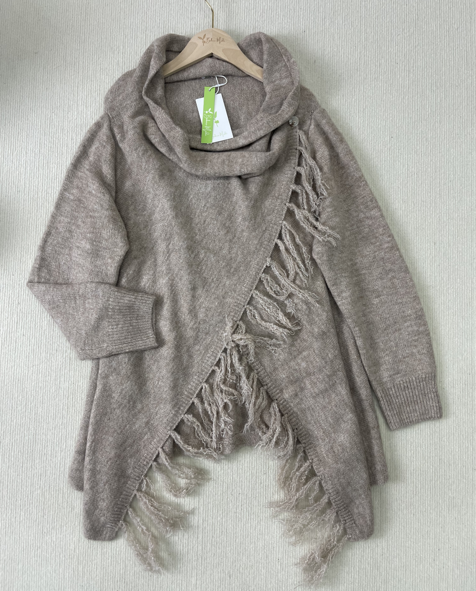 Drune | Pullover Mit Fransen Und V-Ausschnitt Design
