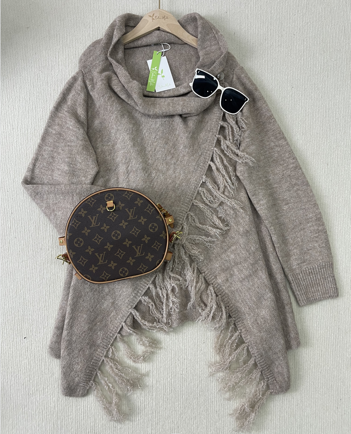 Drune | Pullover Mit Fransen Und V-Ausschnitt Design