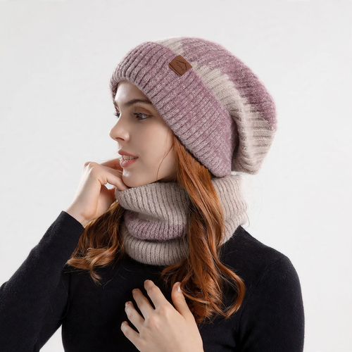 Strickmütze und Loop-Schal Set