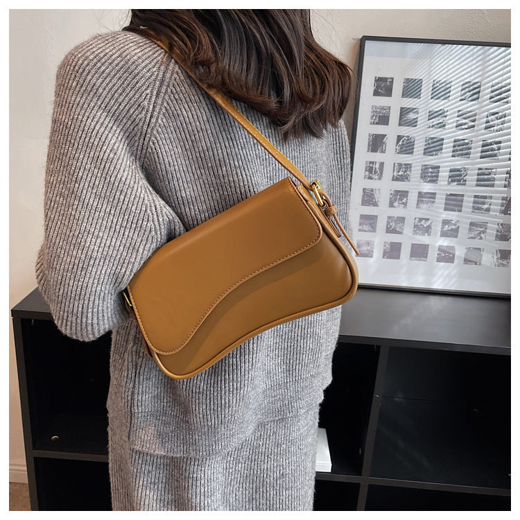 Drune | Kompakte Damen Schultertasche