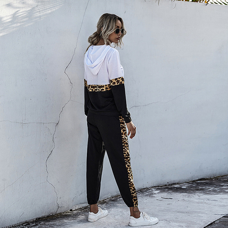 Damen Zweiteiliges Jogging-Set mit Kapuzenpullover und Leoprint-Seiteneinsätzen Drune