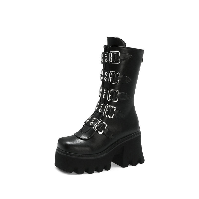Damen Schaftstiefel mit Plateau, Mehrfachschnallen, Spikes und robuster Lugsohle Drune