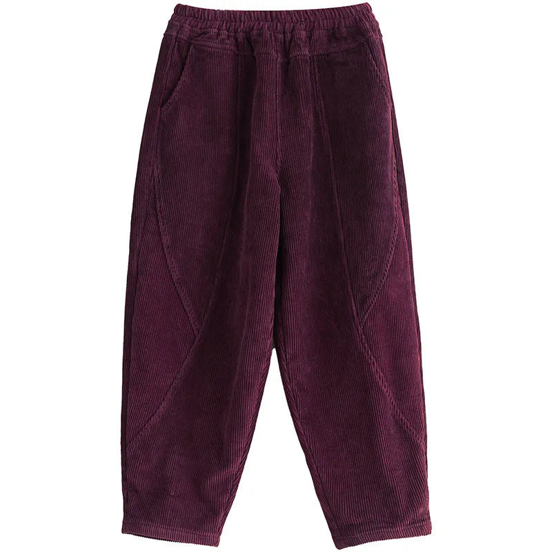 Gefütterte Cord-Karottenhose mit elastischem Bund