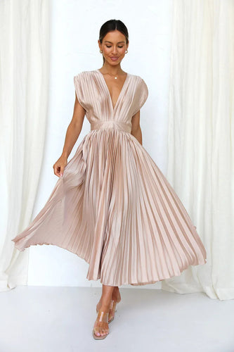 Drune | Faltendes Plunge Midi Kleid