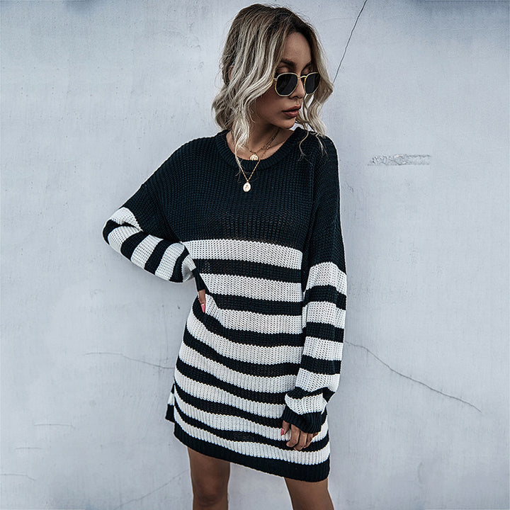 Damen Gestreiftes Strickmidikleid mit Oversize-Passform, Raglanärmeln und gerippten Abschlüssen Drune