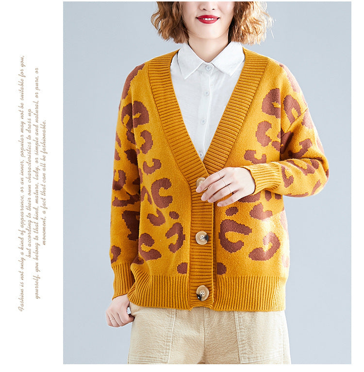 Damen Grobstrick Cardigan mit modernem Leopardenmuster und praktischen Knopfdetails Drune