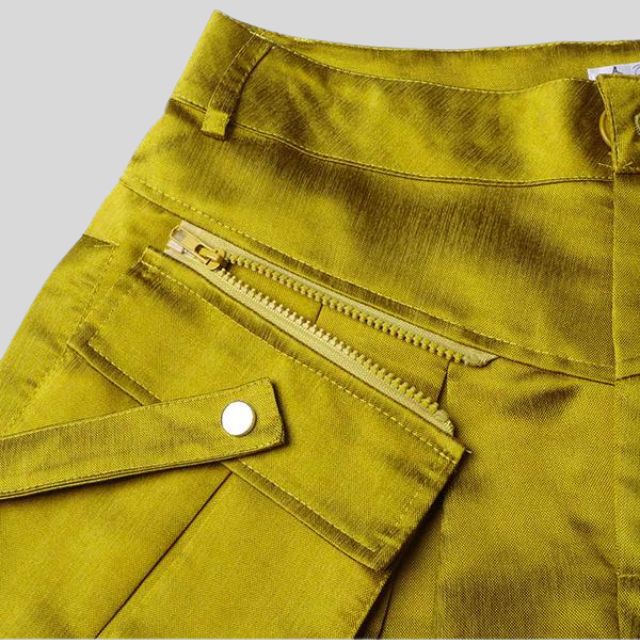 Drune | Hochgeschnittene Cargohose mit Gürteldetail