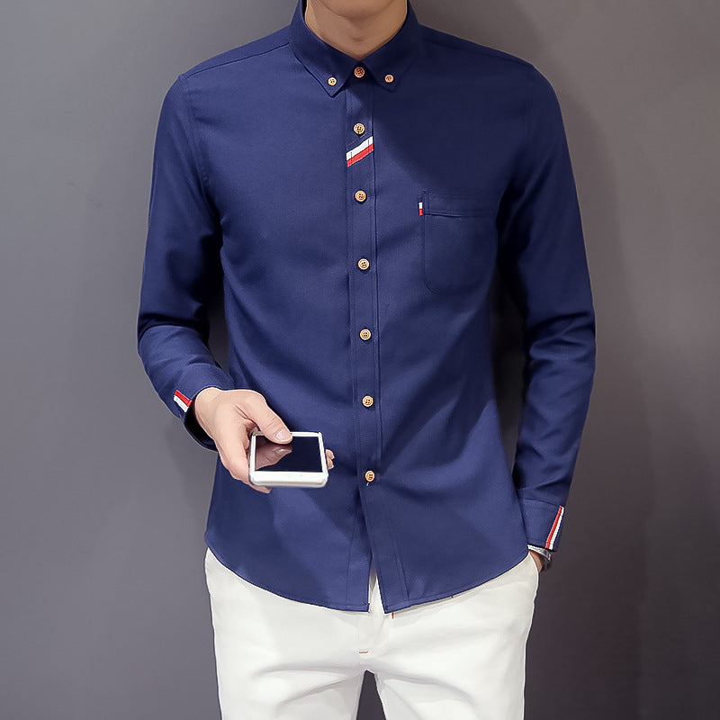 Herren nan tailliertes Button-Down-Hemd mit dezentem Tricolour-Besatz und bügelleichter Baumwollstretchqualität Drune