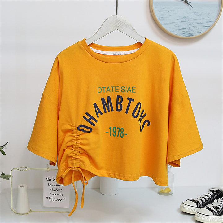 Damen cropped T-Shirt mit lässigem Kordelzug und kreativem Schriftzug Drune